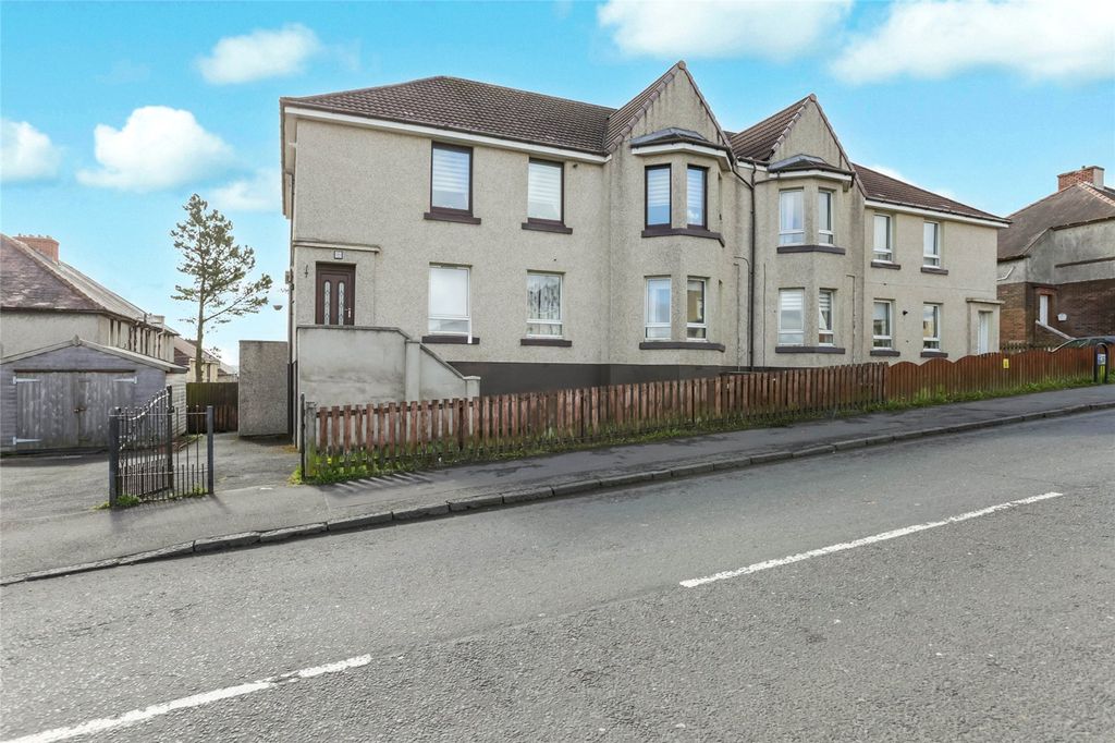 4 bed flat for saleGartleahill, Airdrie, North Lanarkshire ML6