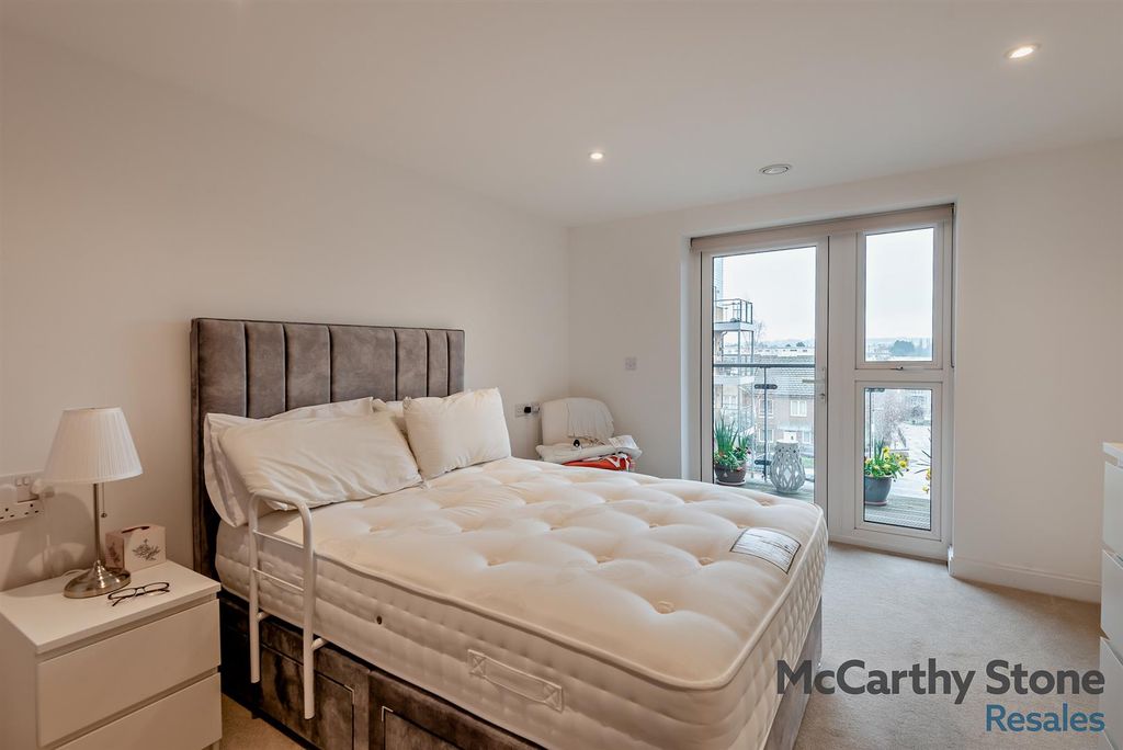 Additional image 4 of 2 bed flat for saleStudio Way, Borehamwood WD6