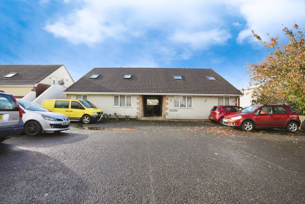 Additional image 17 of 1 bed flat for saleWallace Road, Bodmin, Cornwall PL31