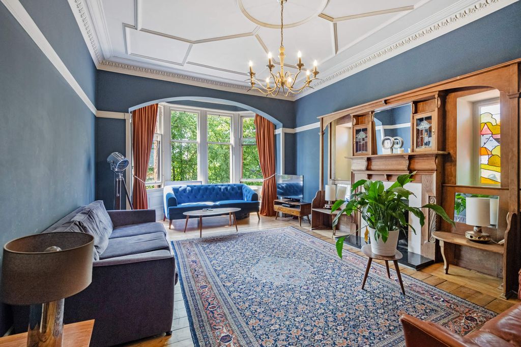 Additional image 2 of 3 bed flat for saleFlat 3, 58 Queensborough Gardens, Hyndland G12