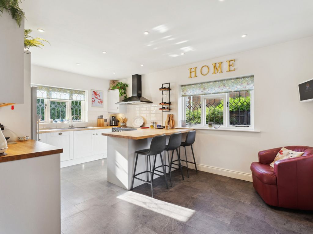 Additional image 10 of 5 bed detached house for saleNorthern Heights, Bourne End SL8