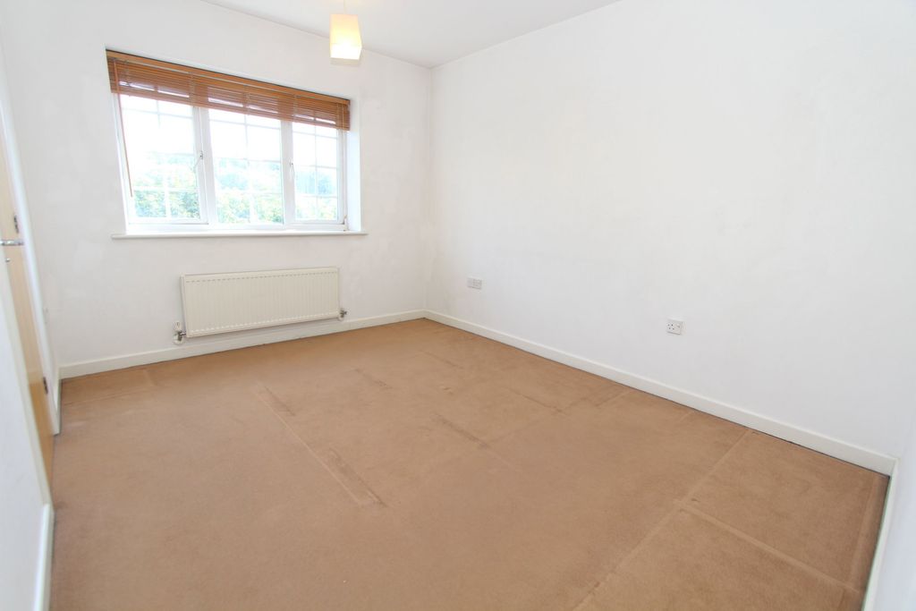 Additional image 6 of 2 bed flat for saleColumbus Avenue, Brierley Hill DY5