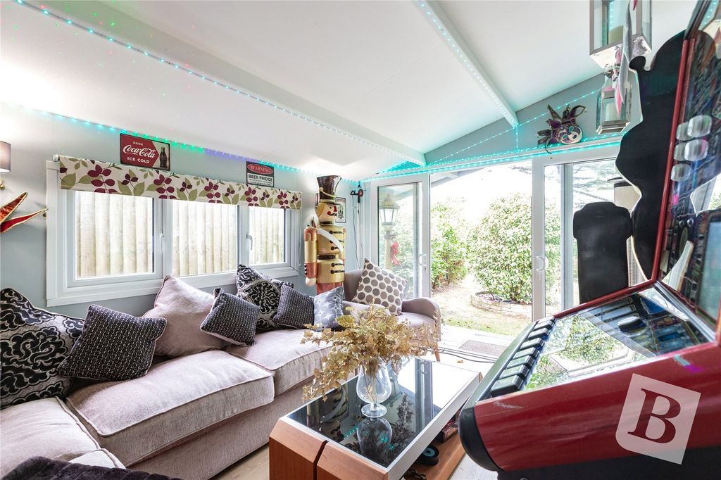 Additional image 31 of 5 bed detached house for saleOaklands Close, Braintree, Essex CM77