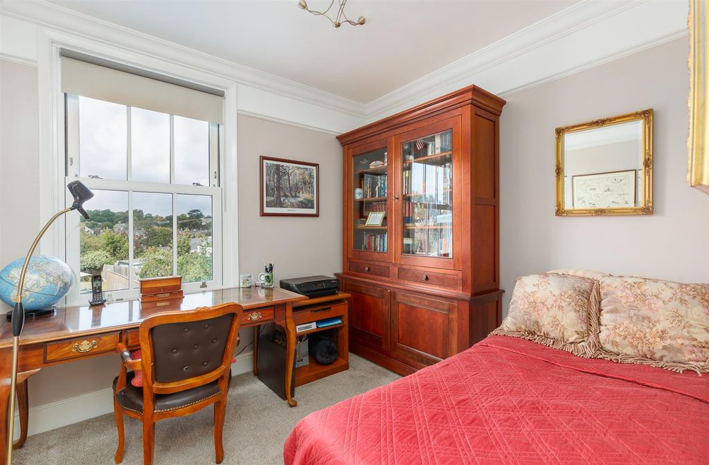 Additional image 10 of 4 bed semi-detached house for saleCowes, Isle Of Wight PO31