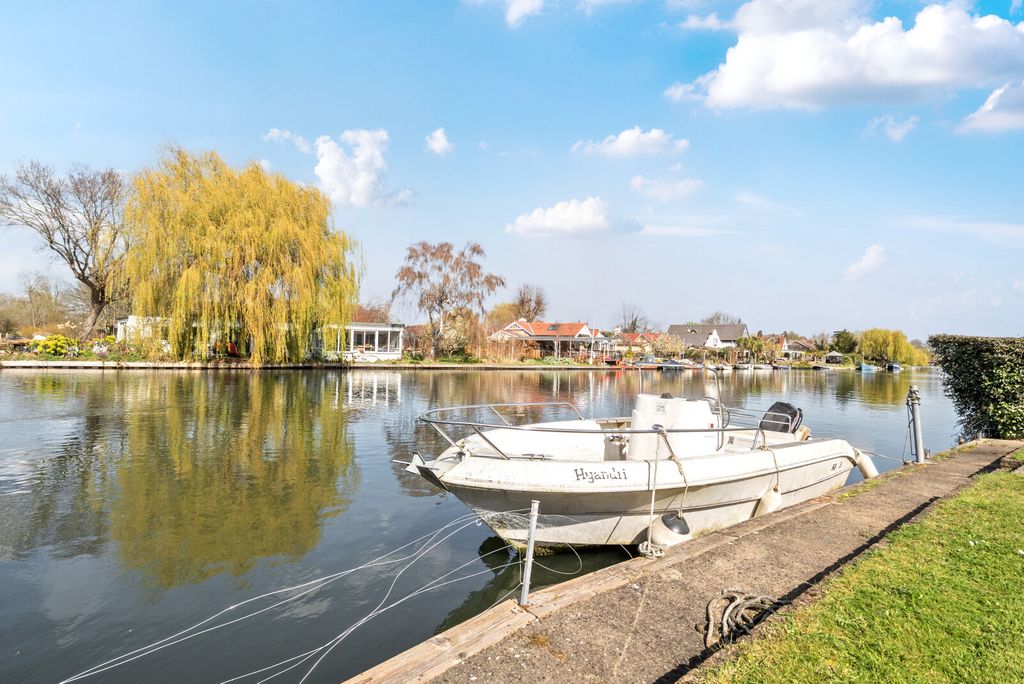 Additional image 23 of 4 bed detached house for saleHamm Court, Weybridge KT13