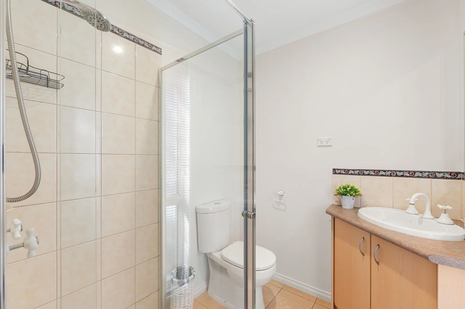 Additional image 13 of 4 Solaire Way, South Morang VIC 3752