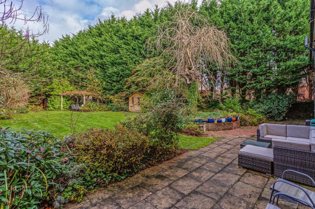 Additional image 19 of 6 bed country house for saleParsonage Lane, Farnham Common, Buckinghamshire SL2