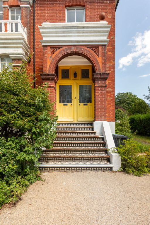 Additional image 8 of 8 bed semi-detached house for salePreston Park Avenue, Brighton BN1
