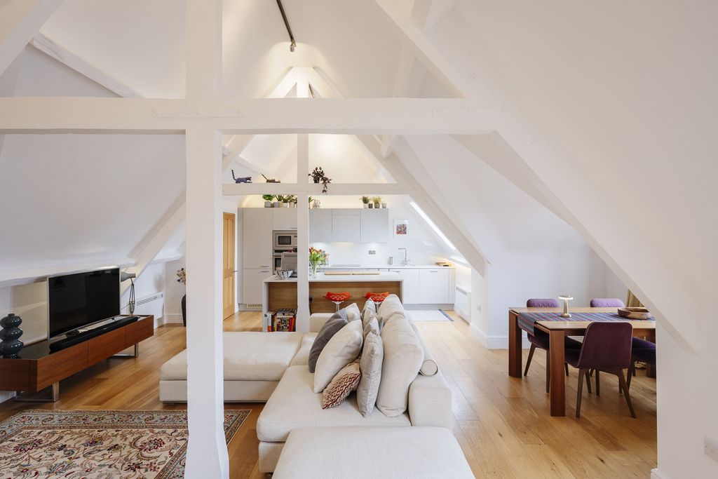 Additional image 5 of 2 bed flat for saleThe Galleries, Brentwood CM14