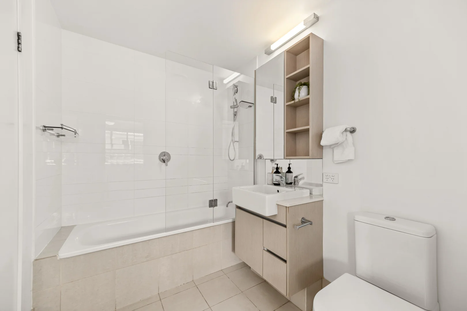 Additional image 7 of 105/425 Hawthorne Road, Bulimba QLD 4171
