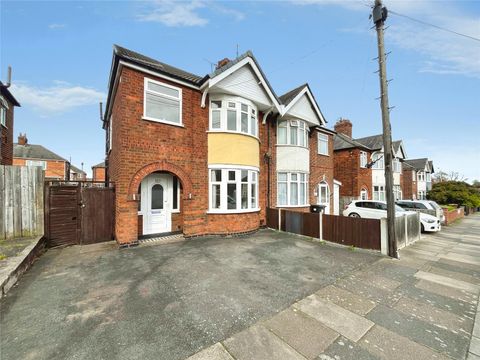 Glenfield Road, Leicester, Leicestershire LE3