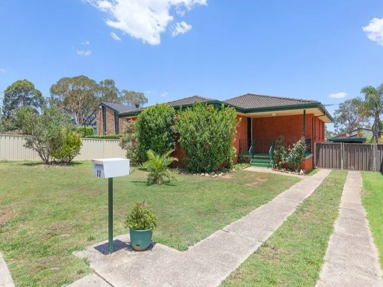 11 Rix Avenue, Hammondville NSW 2170