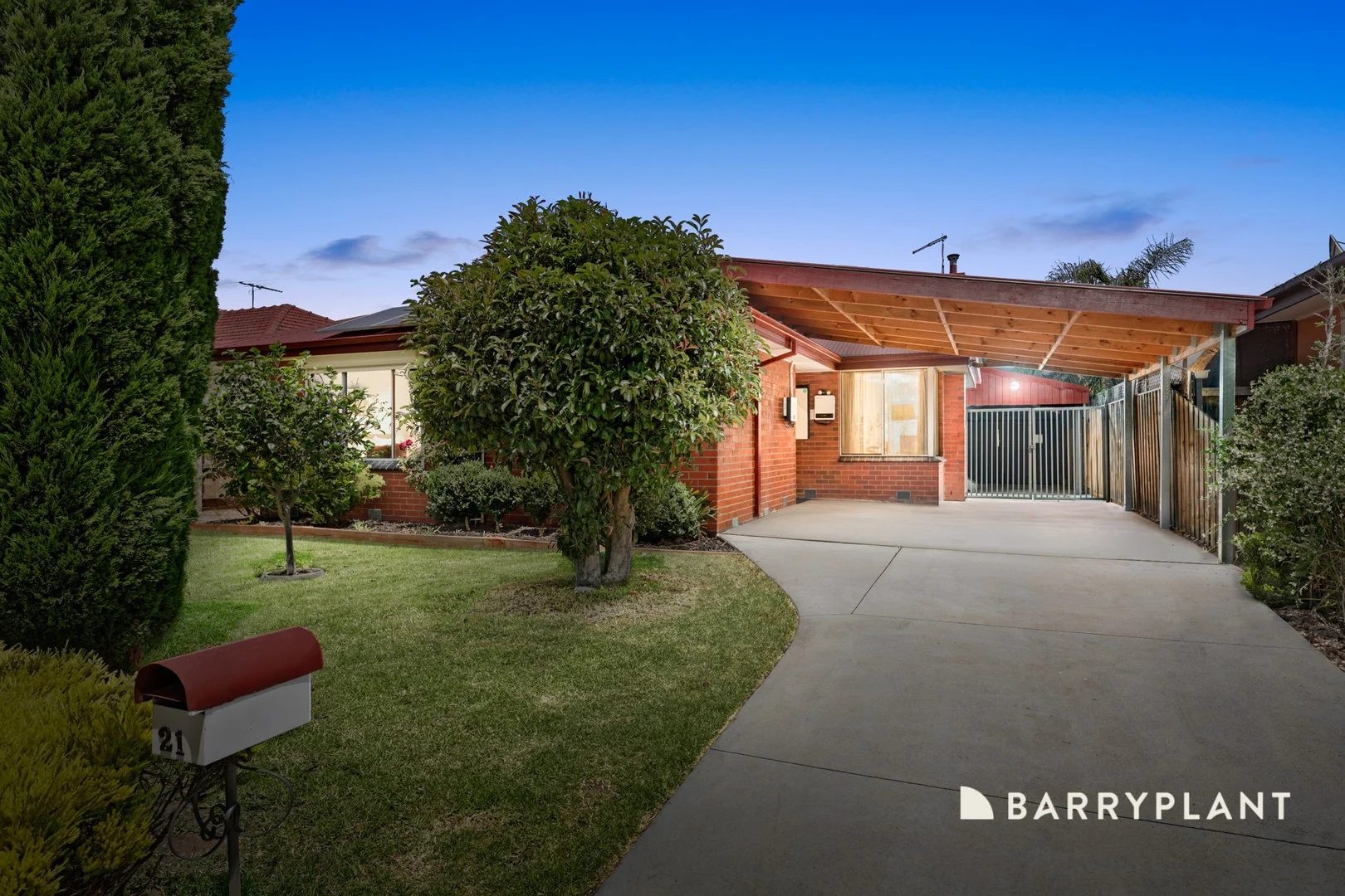 21 Heather Avenue, Thomastown VIC 3074