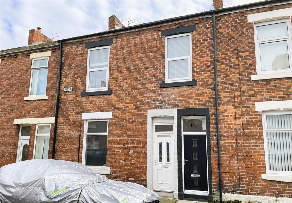 Additional image 3 of 3 bed flat for saleVine Street, South Shields NE33