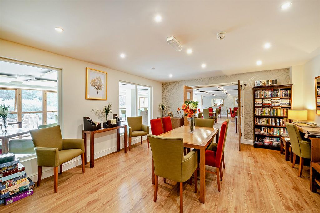 Additional image 16 of 2 bed flat for saleEllisfields Court, Mount Street, Taunton TA1