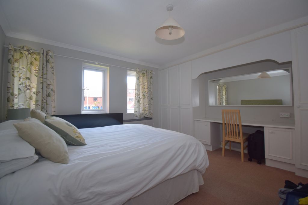 Additional image 5 of 2 bed flat for saleDrakes Close, Bridgwater TA6