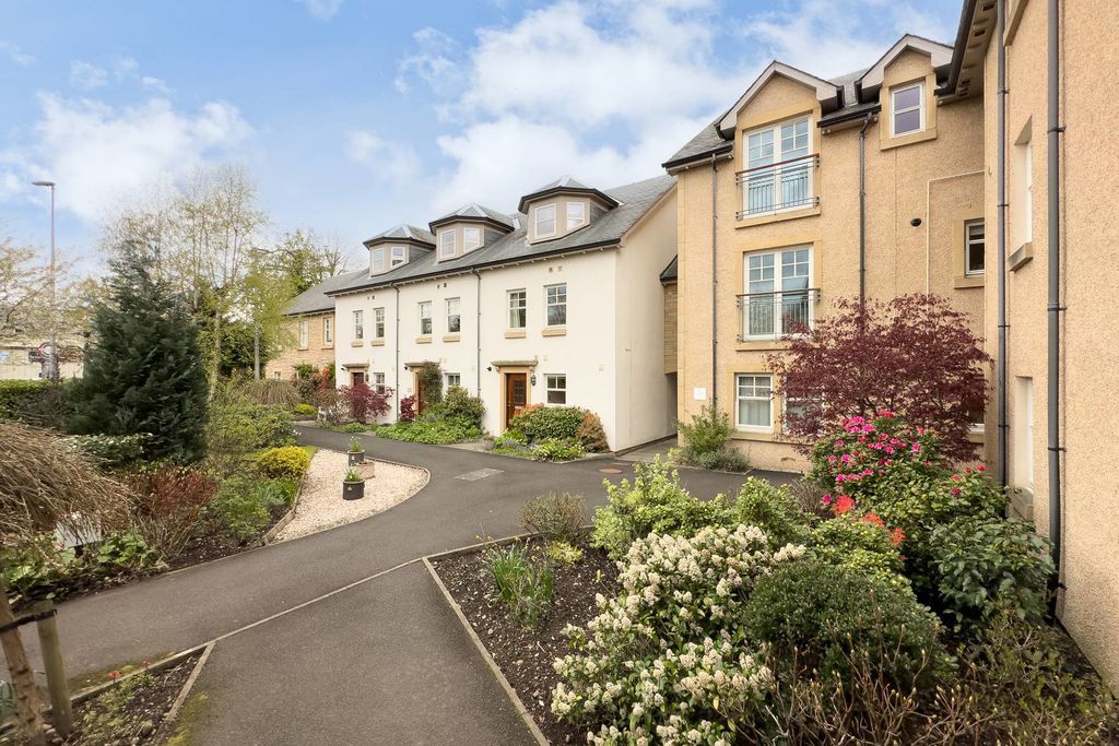 Additional image 15 of 2 bed flat for sale5 Provost Kirkpatrick Court, Peebles EH45