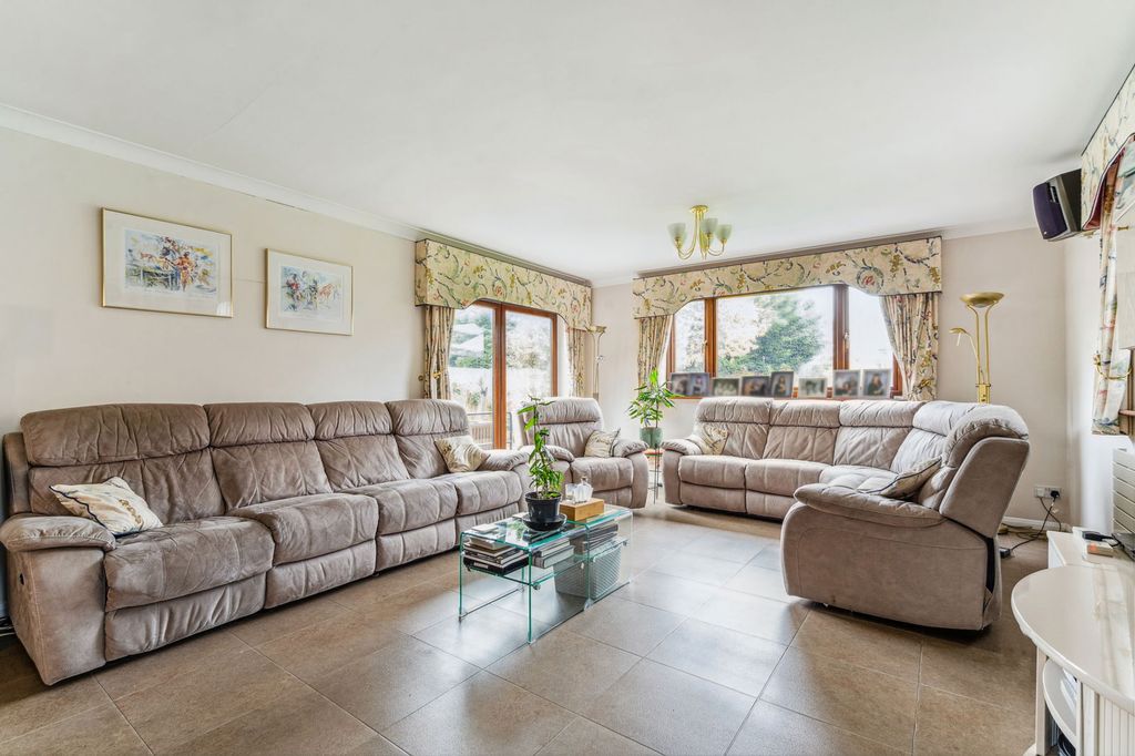 Additional image 8 of 7 bed detached house for saleBeech Drive, Borehamwood WD6