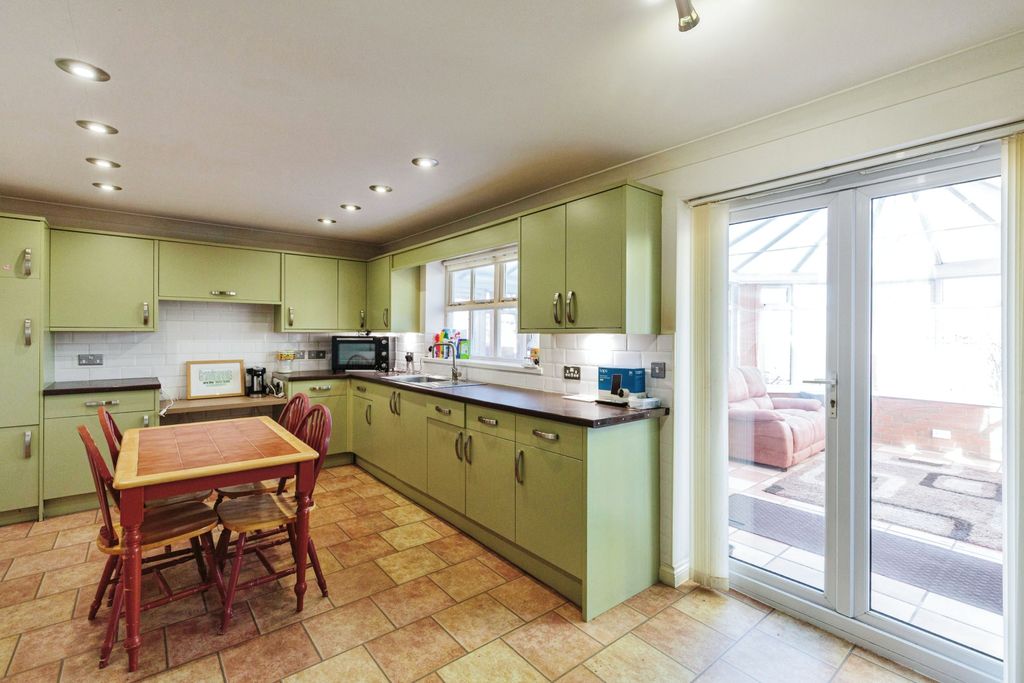 7 bed detached house for saleBracken Way, Blackpool FY2