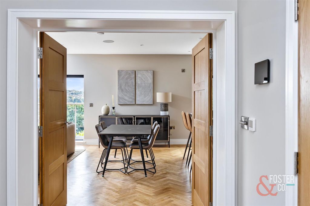 Additional image 10 of 6 bed detached house for saleWithdean Road, Brighton BN1