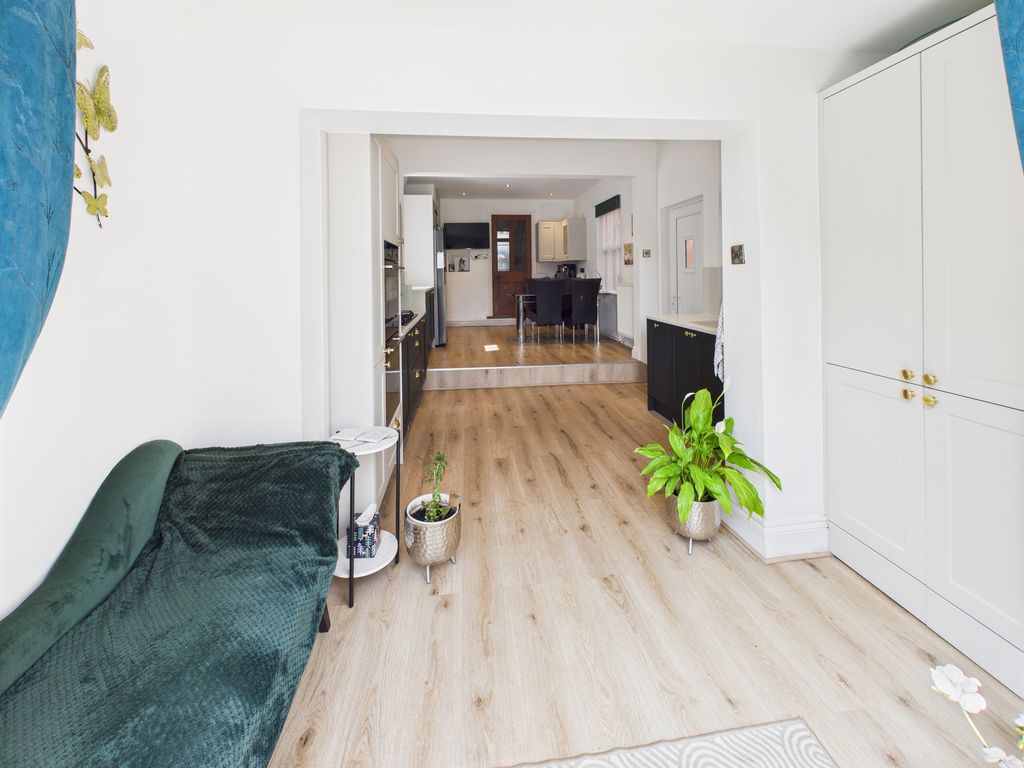 Additional image 8 of 5 bed semi-detached house for saleTaunton Road, Bridgwater TA6