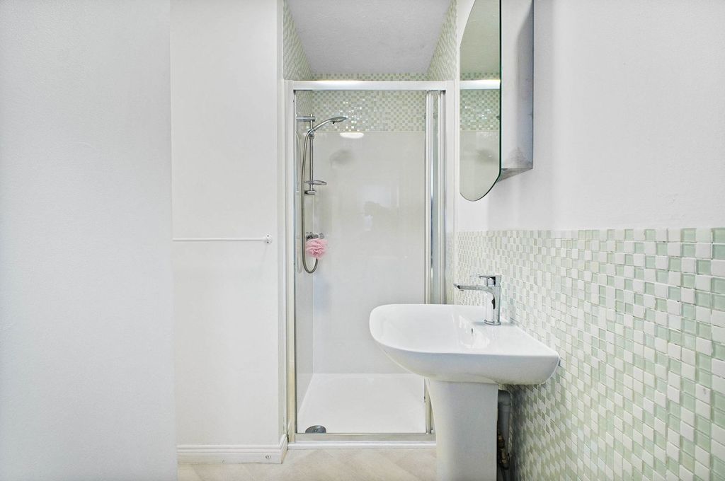 Additional image 14 of 2 bed flat for salePowmill Gardens, Prestwick KA9