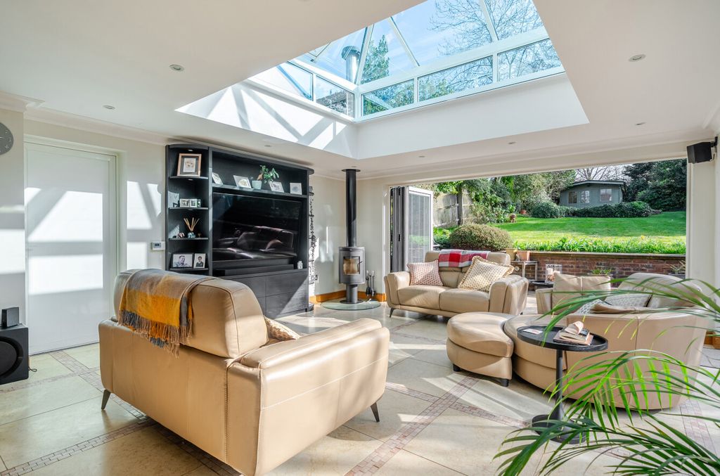 Additional image 5 of 6 bed detached house for salePark Farm Road, Bickley, Kent BR1