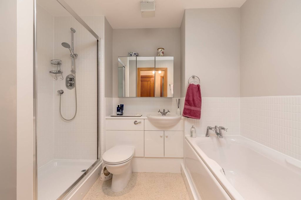 Additional image 23 of 2 bed flat for sale36 Ibris Place, North Berwick EH39