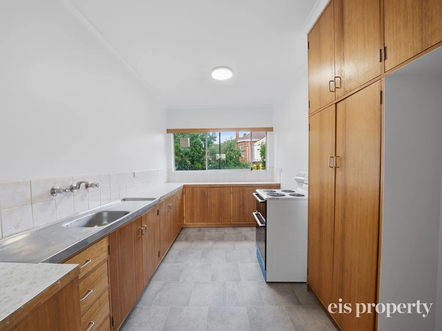 8/4 Hildern Street, New Town TAS 7008