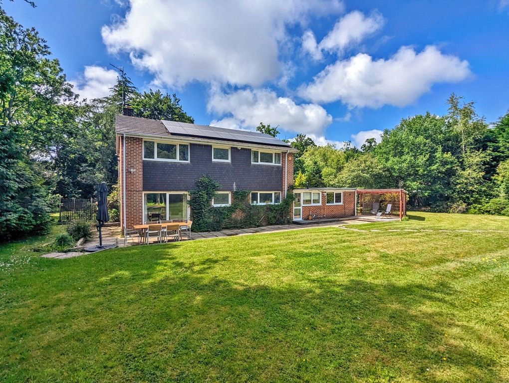 3 bed detached house for saleSway Road, Brockenhurst, Hampshire SO42