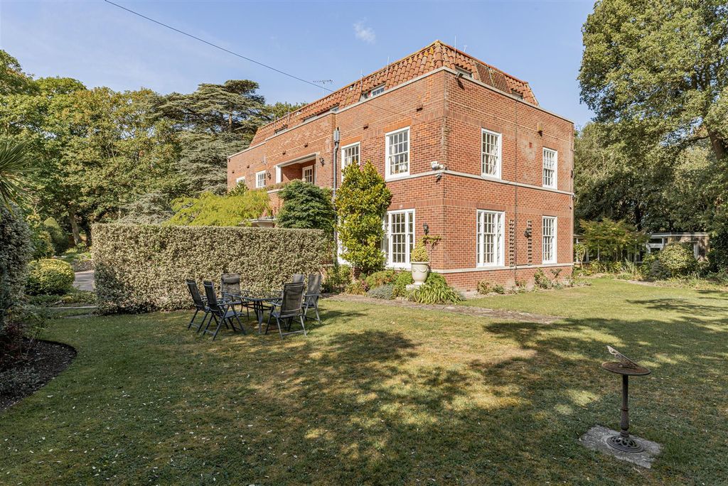 Additional image 60 of 6 bed detached house for saleConvent Road, Broadstairs CT10