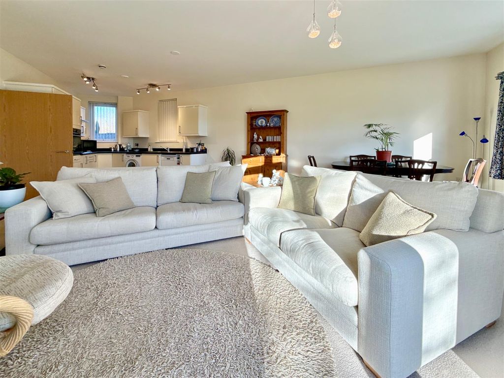 Additional image 7 of 2 bed flat for saleSt. Marys Hill, Brixham TQ5