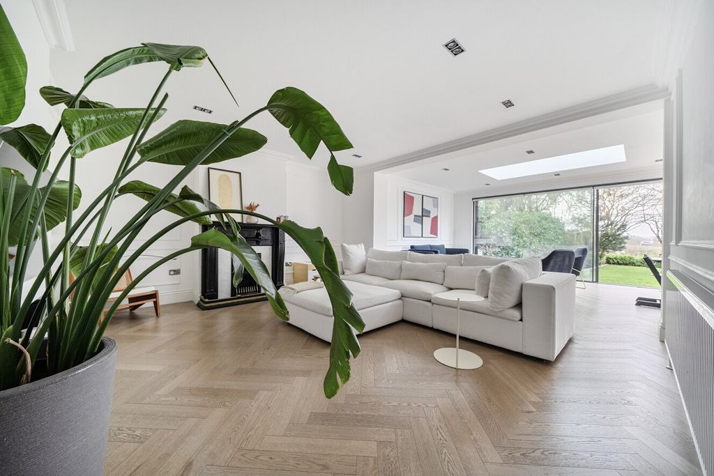 Additional image 21 of 5 bed detached house for saleBromley Common, Bromley BR2