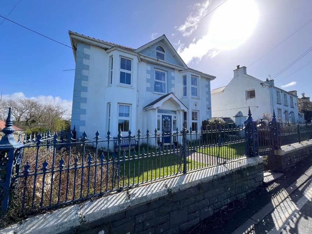 4 bed detached house for saleNew Quay, Ceredigion SA45