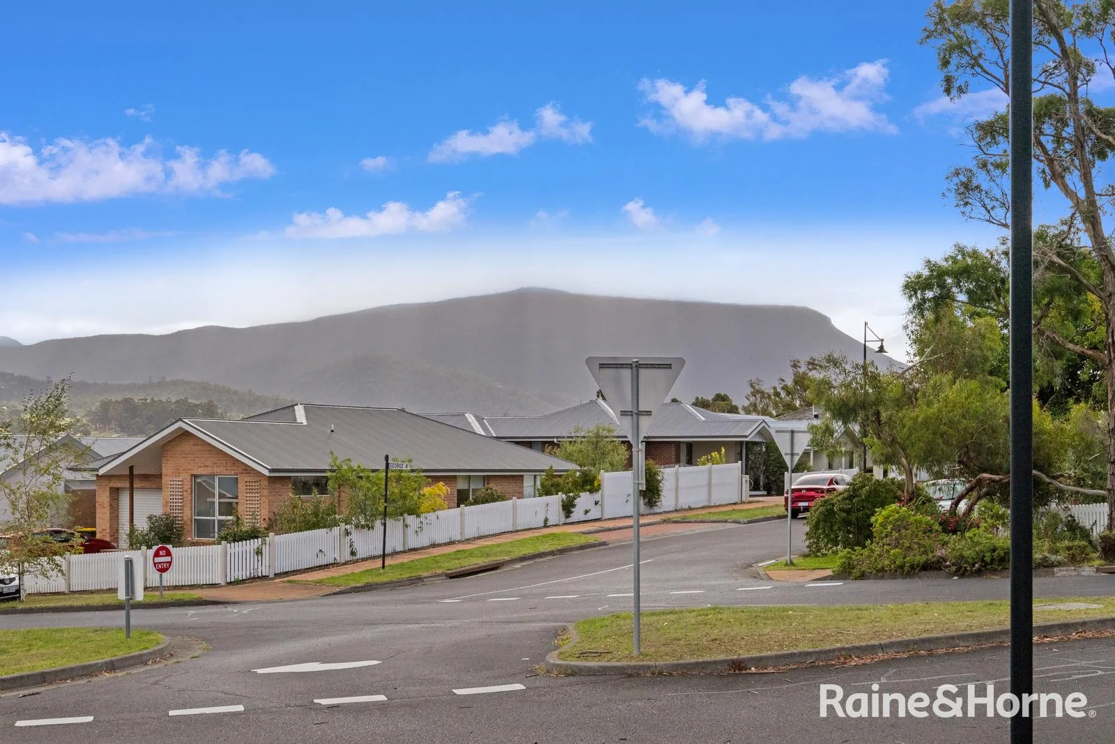 Additional image 6 of 13 Alfreds Garden, Kingston TAS 7050