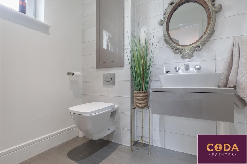 Additional image 31 of 5 bed detached house for saleNairn Drive, Bishopton PA7