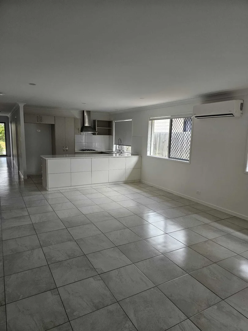 Additional image 3 of 5 Astartea Street, Deebing Heights QLD 4306