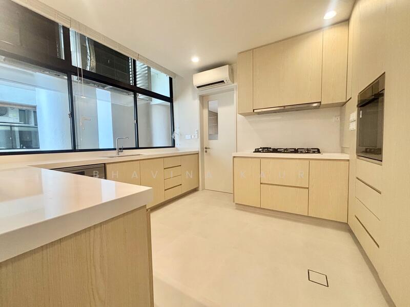 82 Grange Road photo 2