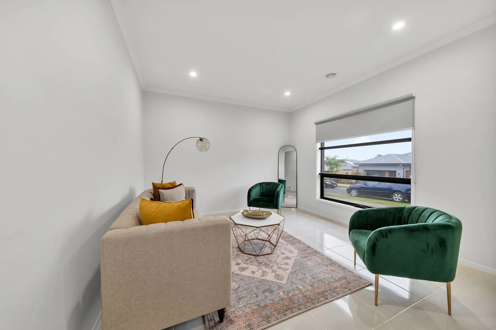 10 Denton Drive, Warragul VIC 3820 photo 2