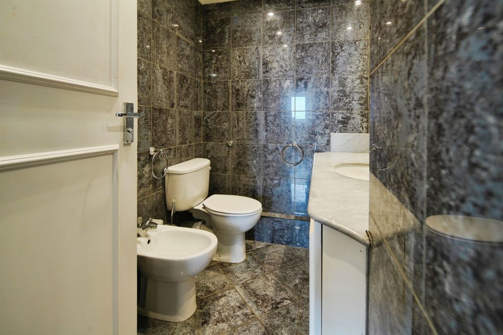 Additional image 12 of 2 bed flat for saleRussell Square, Brighton BN1