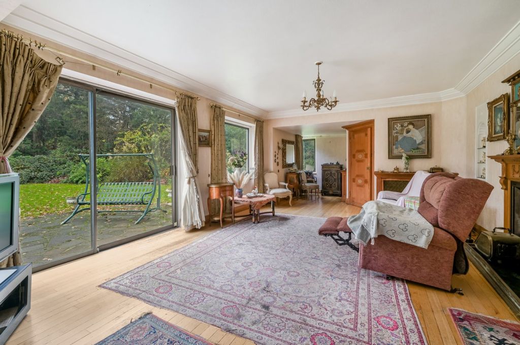 Additional image 2 of 5 bed detached house for saleSouth Hill Road, Bromley BR2