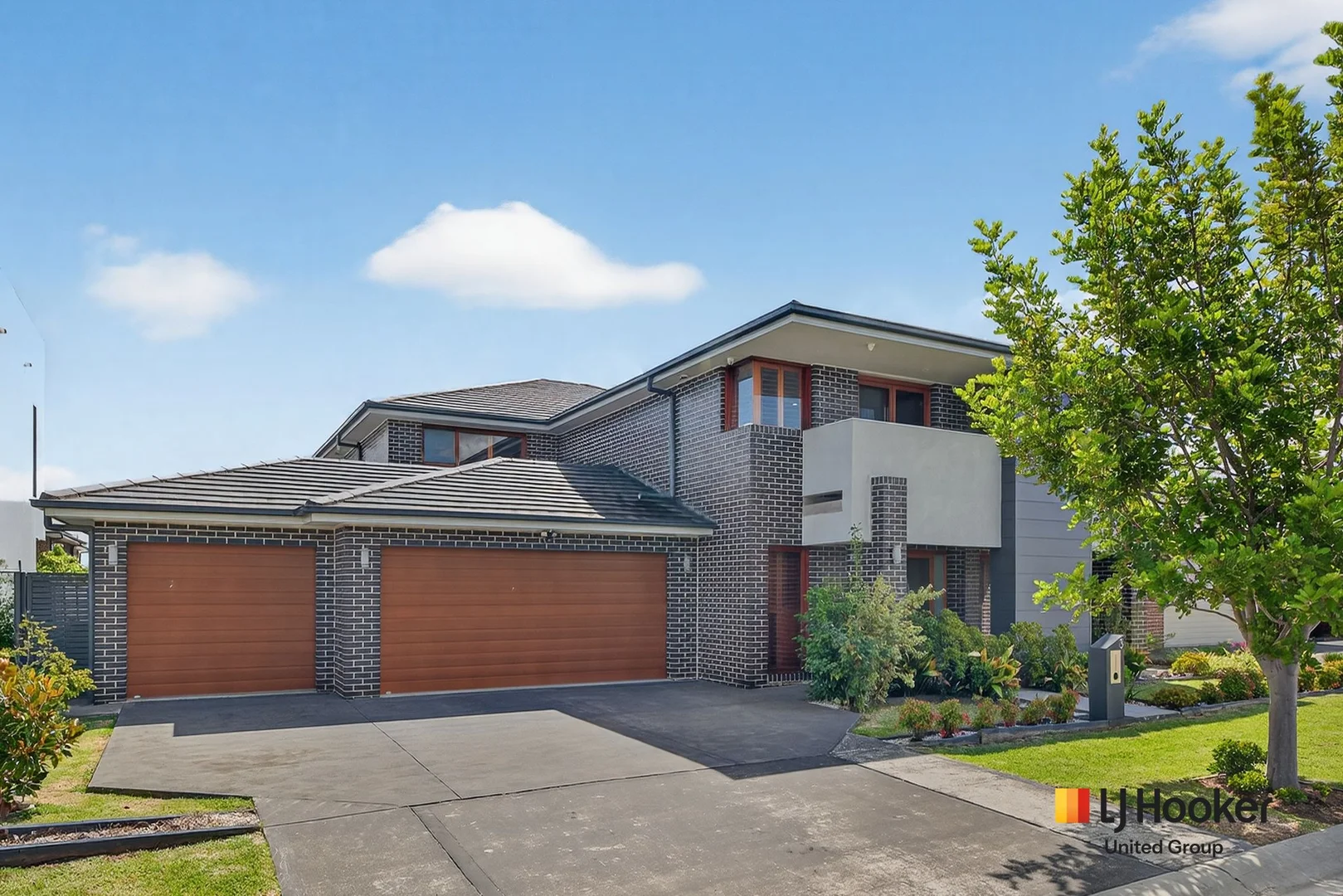 3 Salmon Street, Oran Park NSW 2570