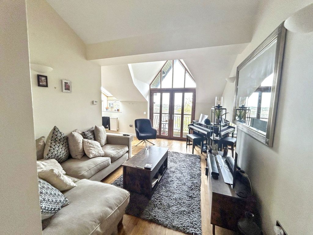 Additional image 2 of 2 bed flat for saleNunn Gardens, Fellside Road, Whickham, Newcastle Upon Tyne NE16