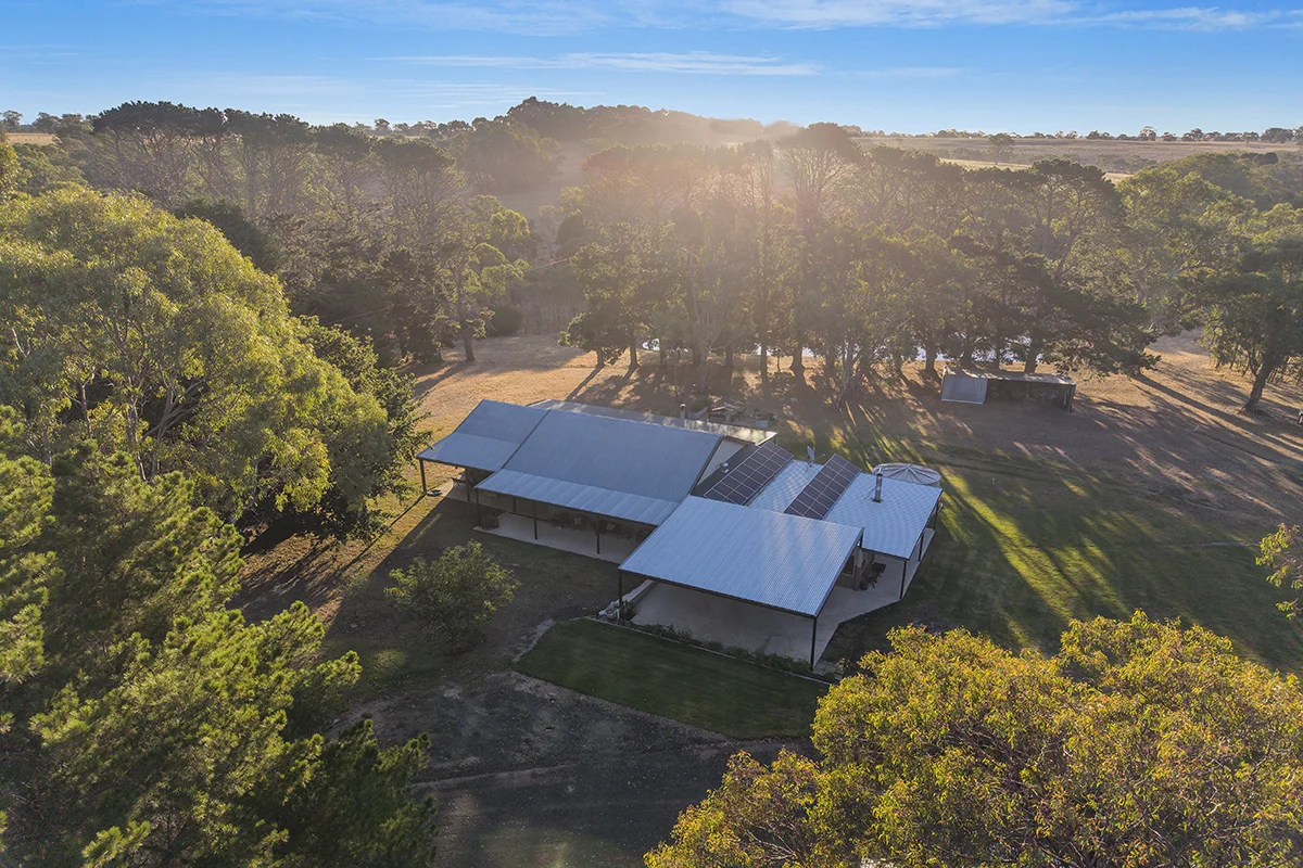 810 Coojar Lane, Tarrayoukyan VIC 3315