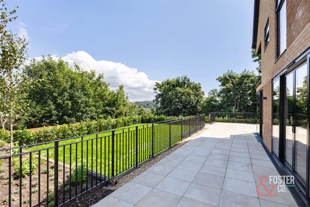 Additional image 4 of 5 bed detached house for saleWithdean Road, Brighton BN1