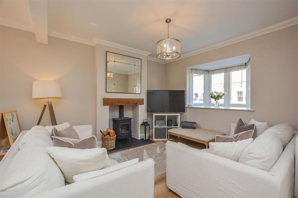 Additional image 2 of 3 bed terraced house for saleWoodman Road, Warley, Brentwood CM14