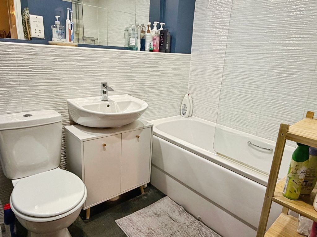 Additional image 9 of 2 bed flat for saleTilia Way, Bourne PE10