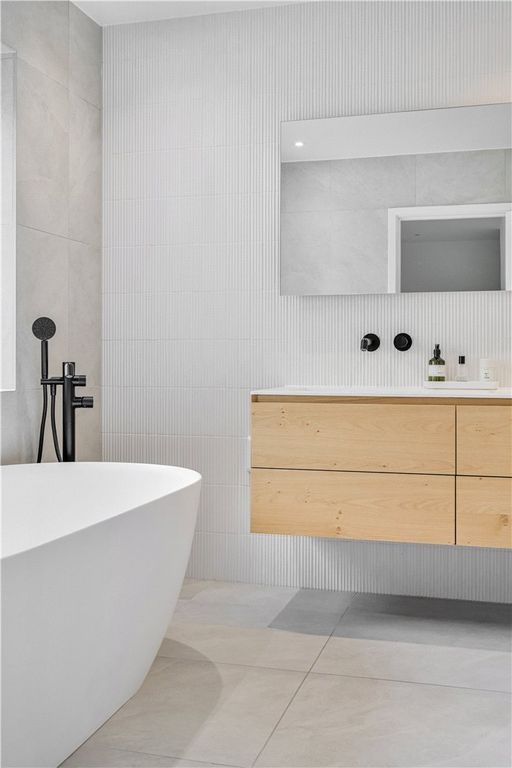 Additional image 37 of 5 bed detached house for saleDurham Avenue, Bromley BR2
