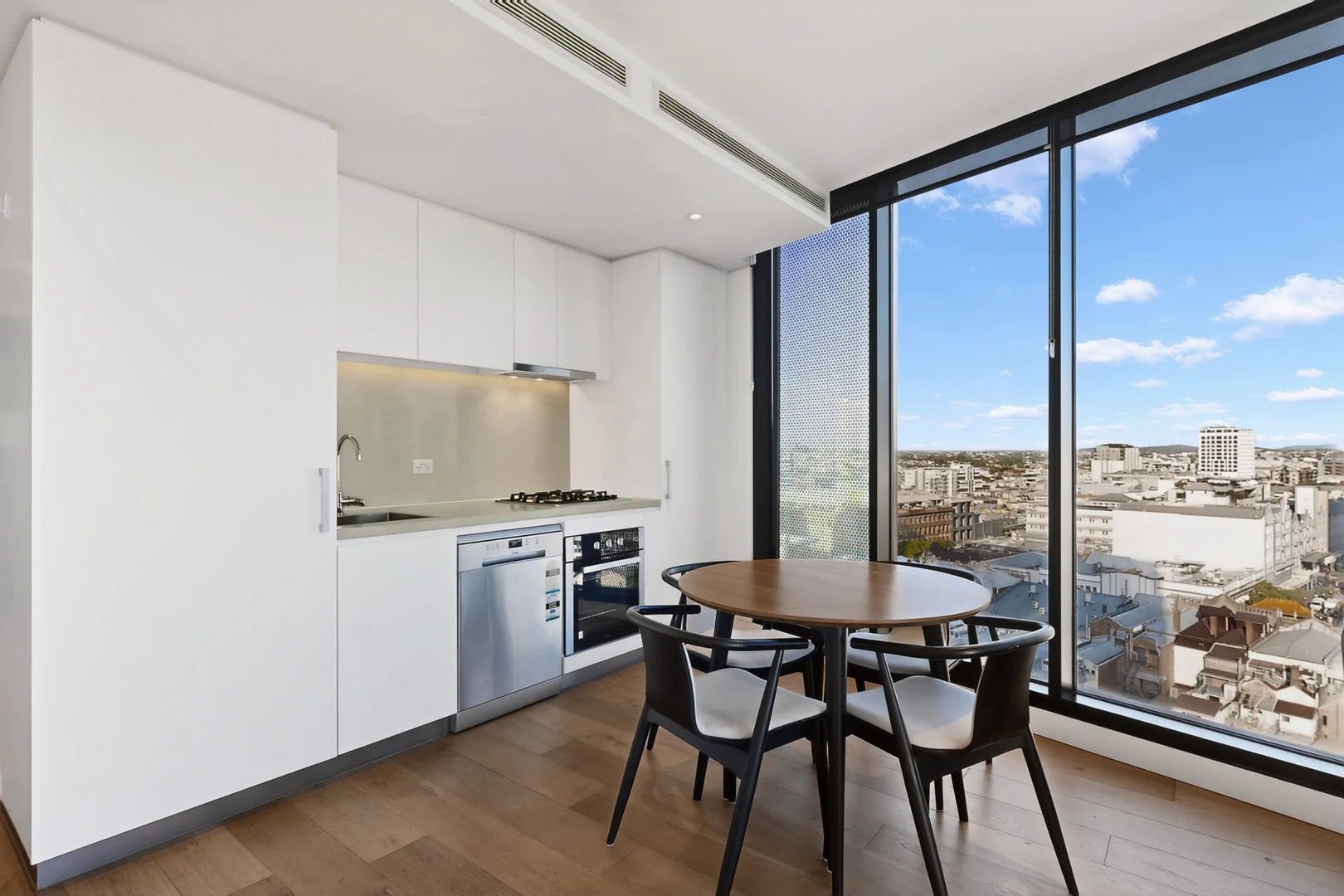 1407/179 Alfred Street, Fortitude Valley QLD 4006 photo 2