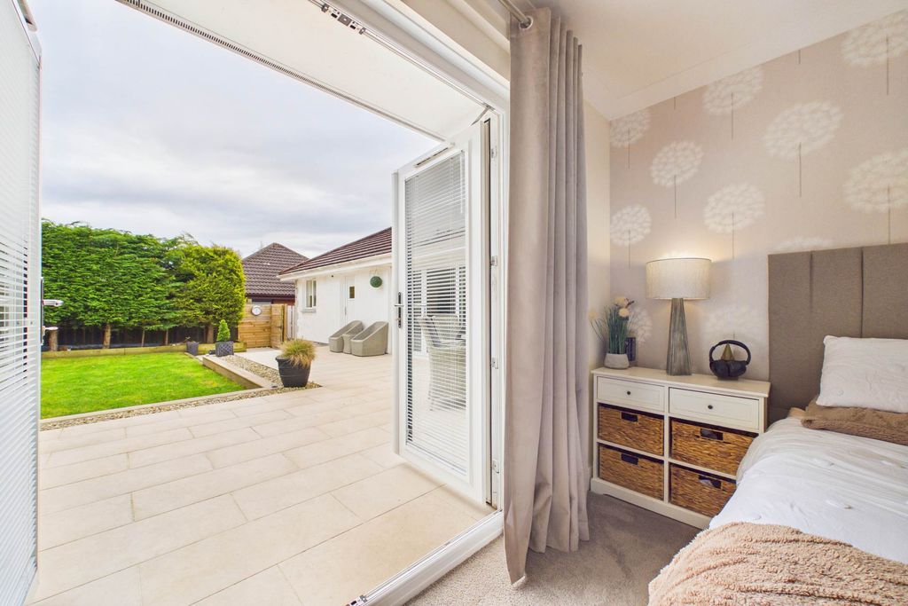 Additional image 18 of 4 bed detached bungalow for saleMorris Crescent, Motherwell ML1